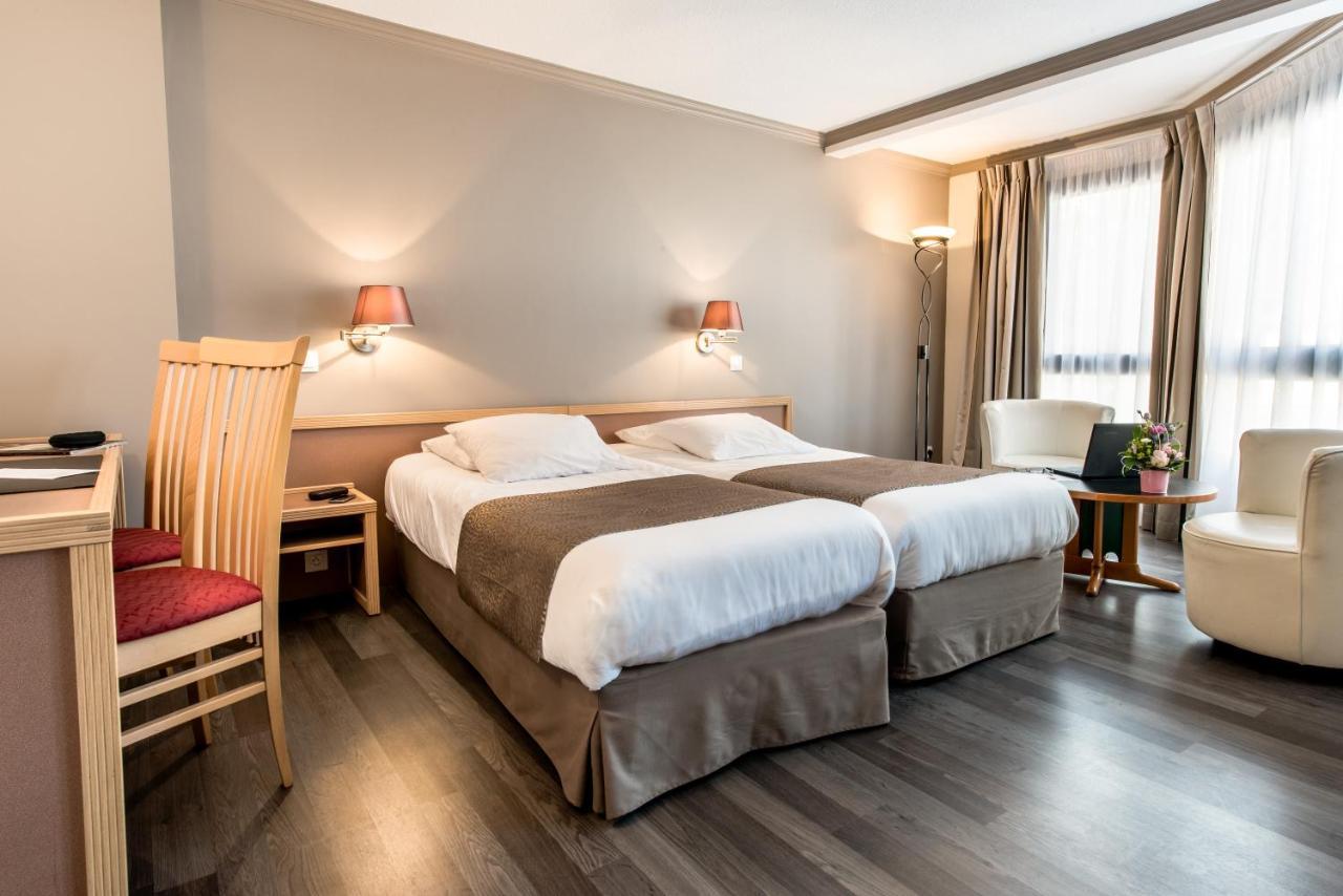 Hotel Amelie Brides-les-Bains Exterior photo